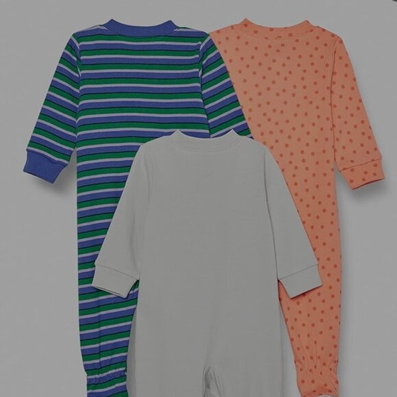 ❄3/$26 Xmas sale❄ NWT 3 Snug-Fit Cotton Sleeper 3 Pajamas - Picture 2 of 6